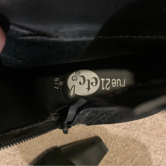 Black Suede Heeled Booties Side Zip - size small - Picture 5 of 5